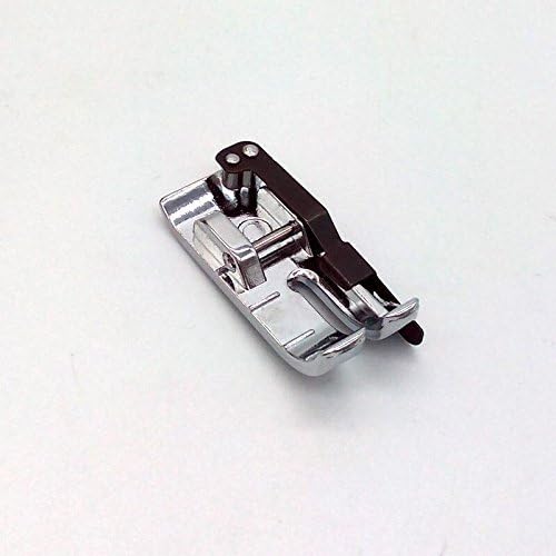 Sewing machine presser foot with 1/4